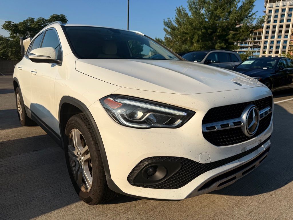 Thumbnail: 2022 Mercedes-Benz GLA - 3