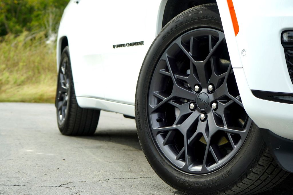 Used Car 2024 Jeep Grand Cherokee L  Summit For Sale Under $60,000 In Taylor, Texas