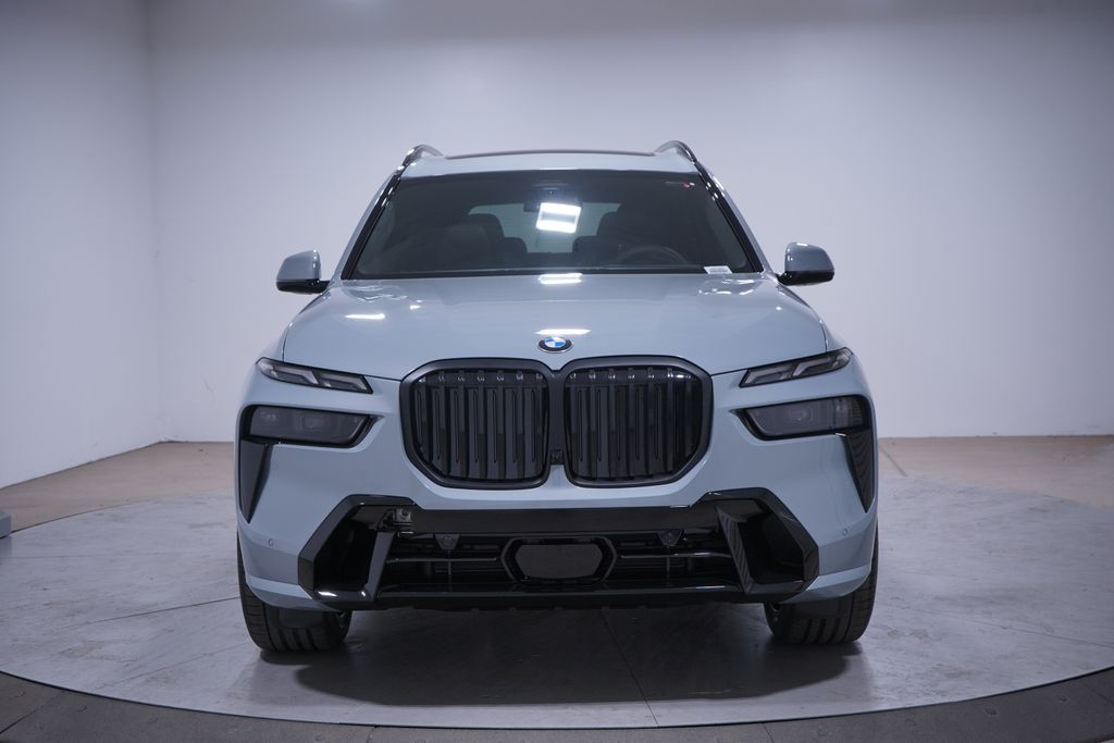 2025 BMW X7 xDrive40i 4