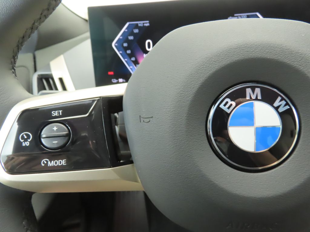 Thumbnail: 2026 BMW iX - 11