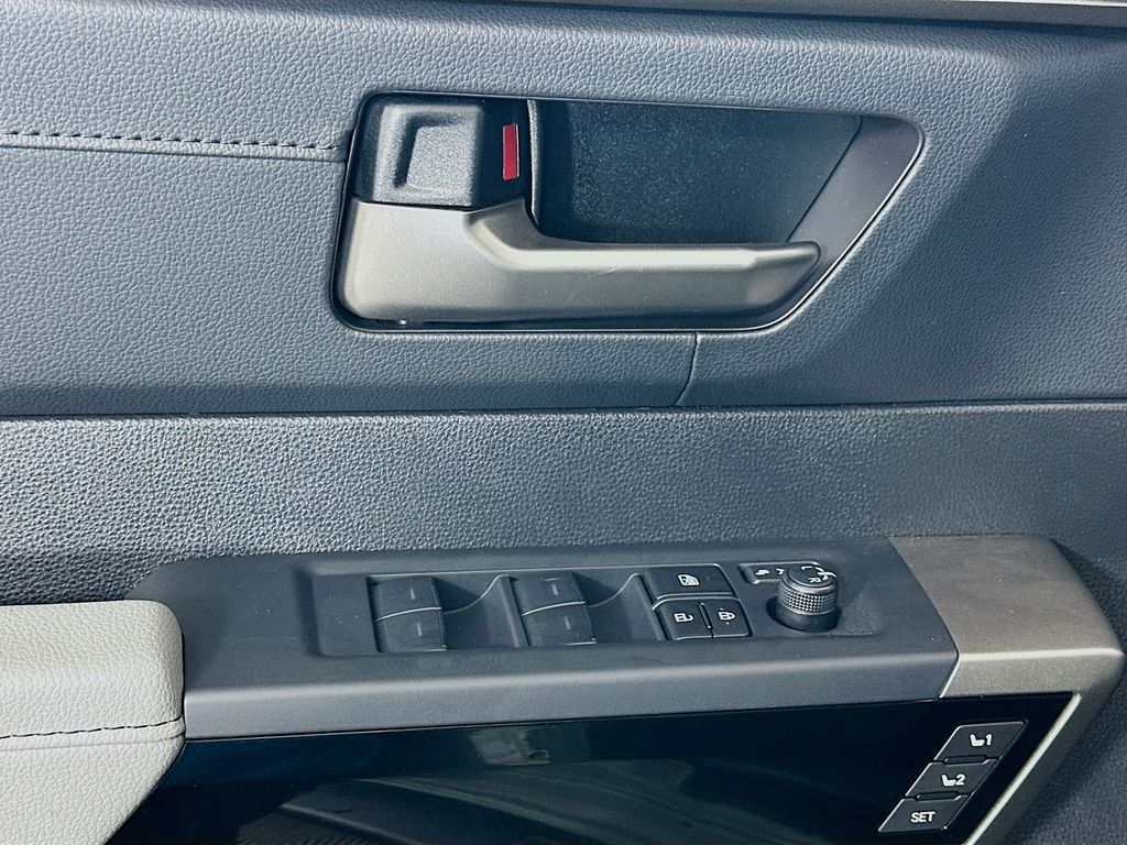 Thumbnail: 2026 Toyota Tundra - 18