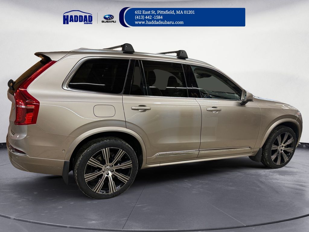 2024 Volvo XC90 B6 Plus Bright Theme photo
