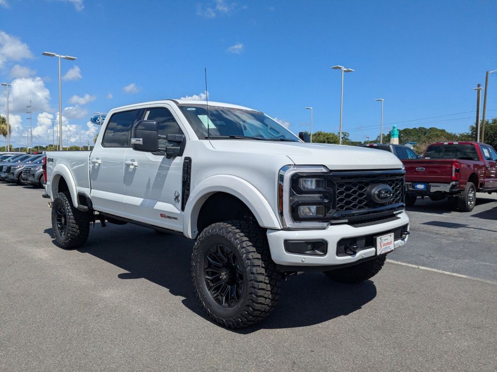 2025 Ford F-250 Black Widow