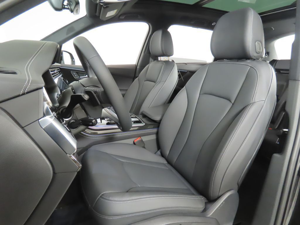 Thumbnail: 2025 Audi Q7 - 31