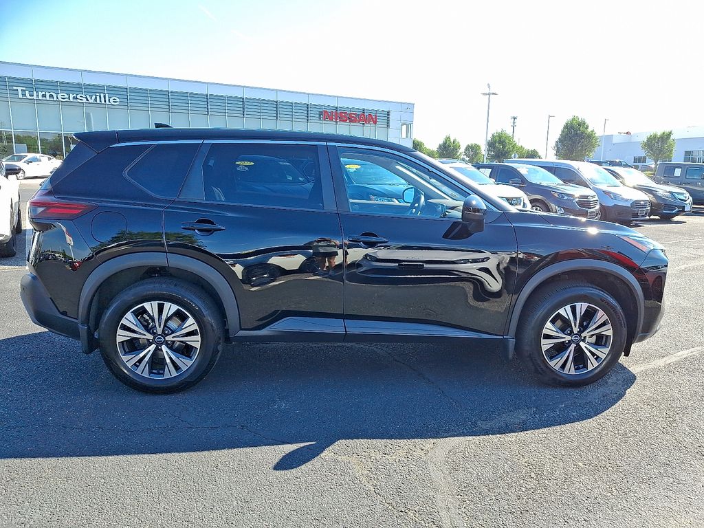 Thumbnail: 2023 Nissan Rogue - 7