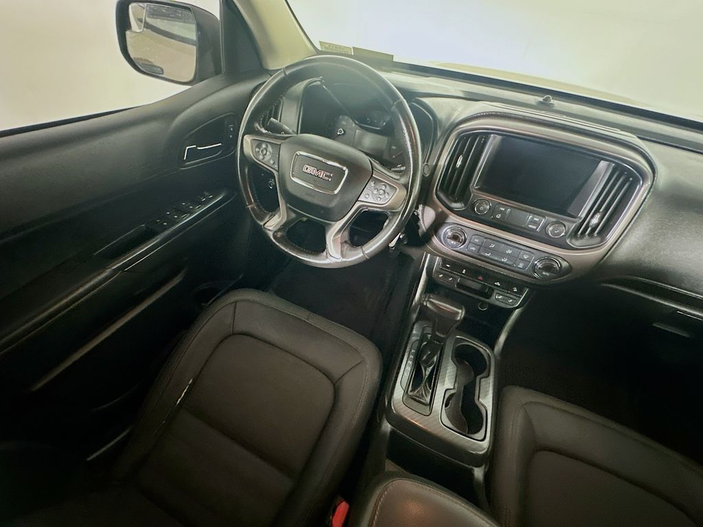 Used 2021 Beige GMC AT4 w/Cloth image 9