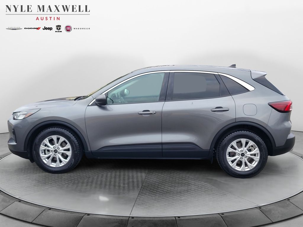 Used Car 2024 Ford Escape  Active For Sale Under $20,000 In Austin, Texas