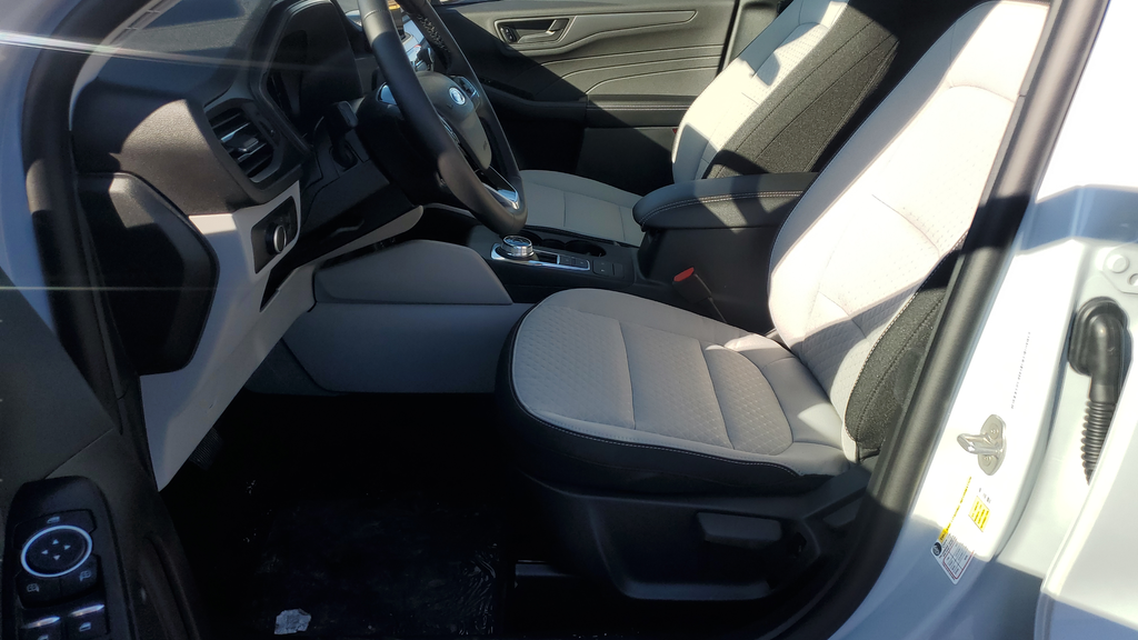 New 2026 Silver Ford Active image 12