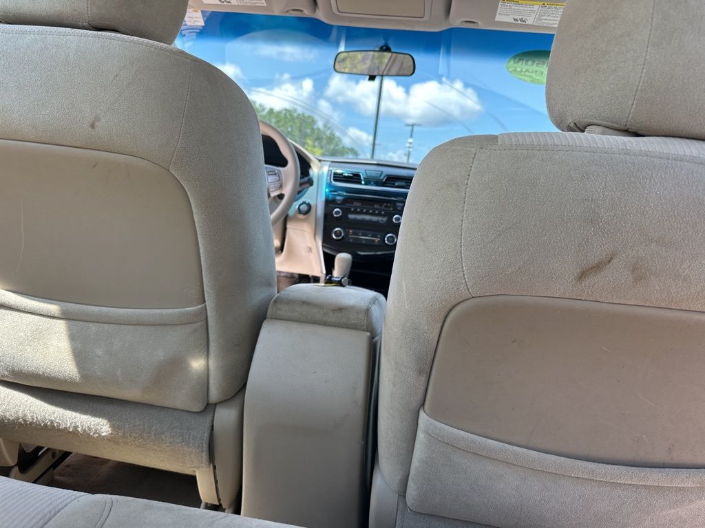 2013 Cayenne Red Metallic Nissan Altima 2.5 S FWD Sedan