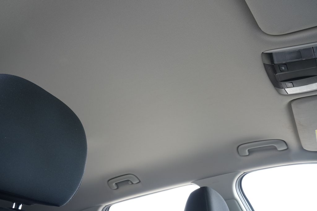 2021 Kia Sorento LX Silver at Community Kia