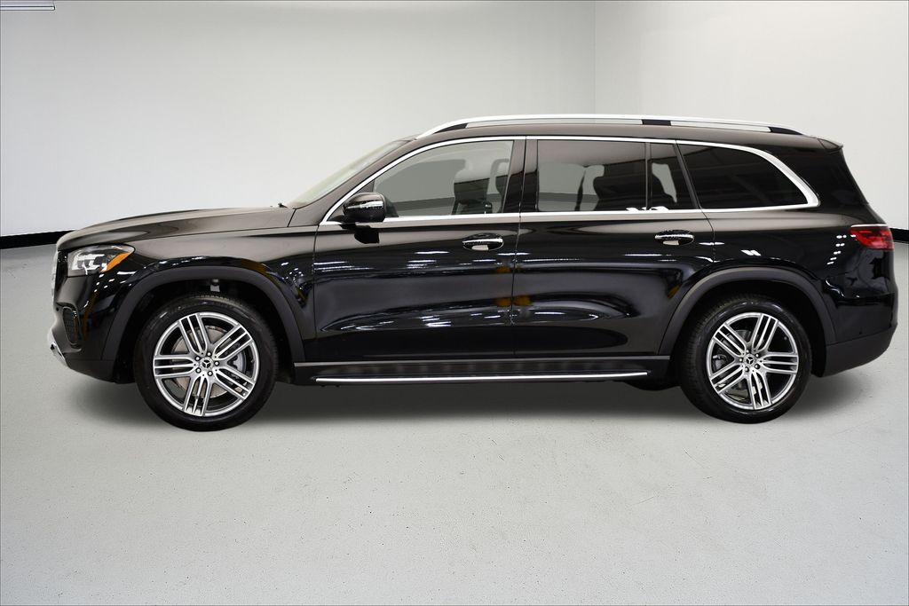 Thumbnail: 2026 Mercedes-Benz GLS - 2