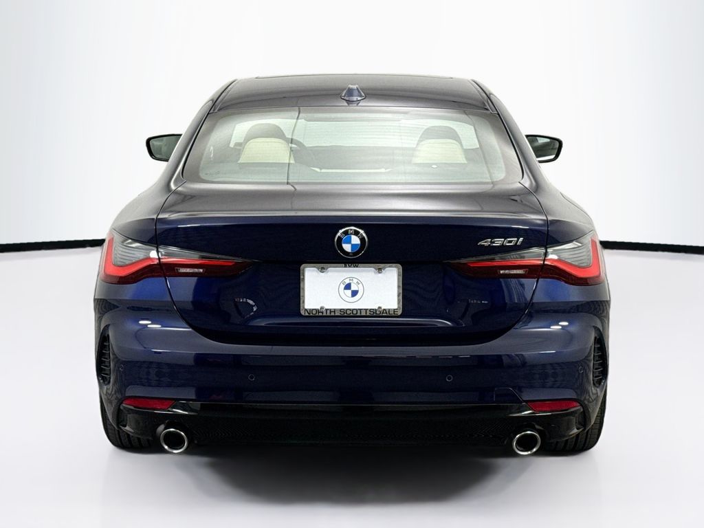 Thumbnail: 2026 BMW 4 Series - 6