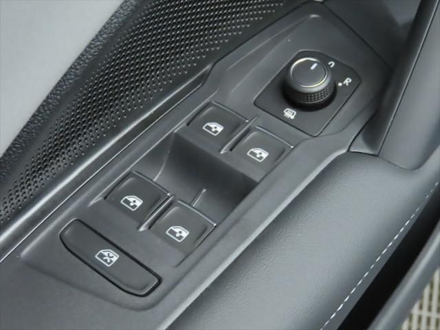 Thumbnail: 2026 Volkswagen Tiguan - 23