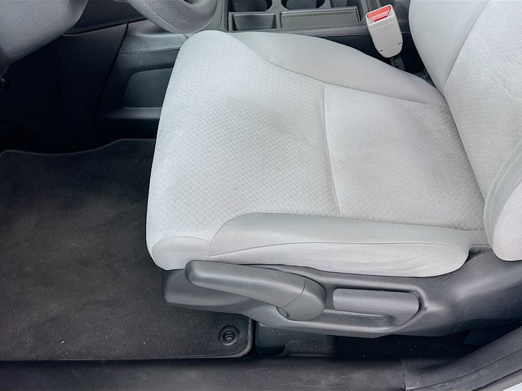 2016 Honda CR-V LX 19