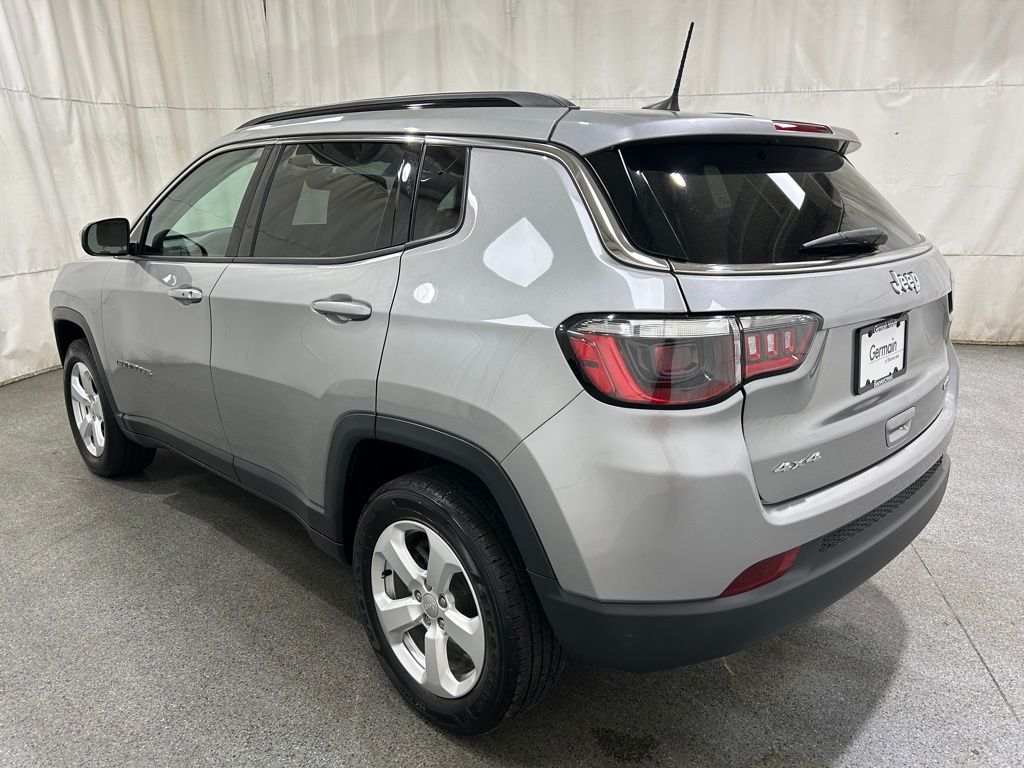 2022 Jeep Compass Latitude photo 5