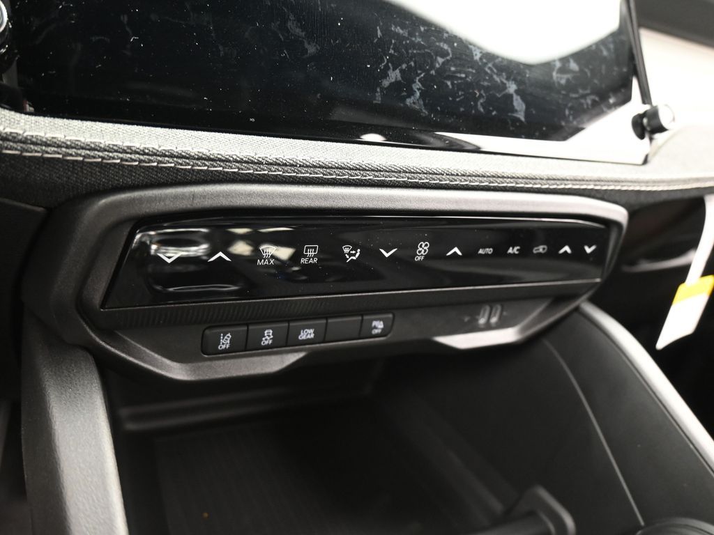 New 2026 Sting-Gray Clearcoat Jeep Laredo image 17