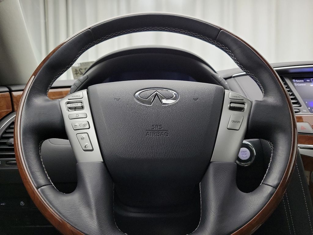 2019 INFINITI QX80 Luxe 18