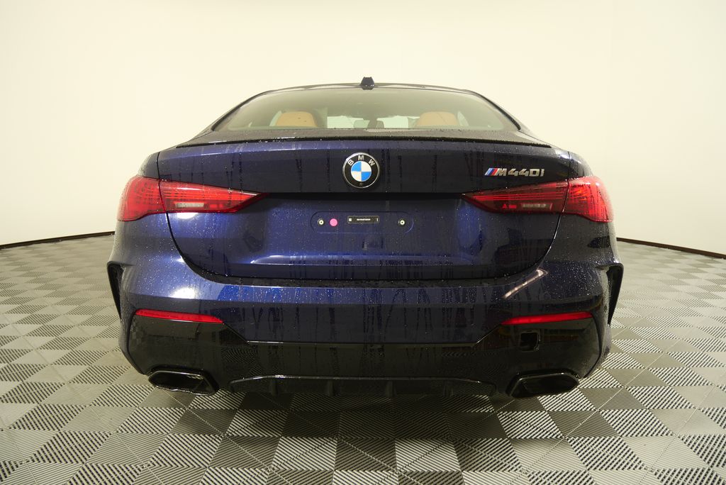 Thumbnail: 2026 BMW 4 Series - 5