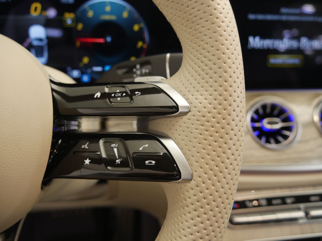 Thumbnail: 2023 Mercedes-Benz E-Class - 30