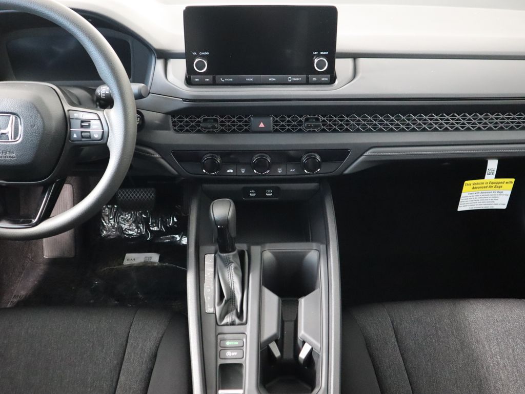 Thumbnail: 2025 Honda Accord - 15