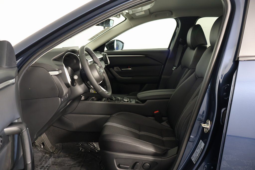 Thumbnail: 2025 Mazda CX-50 - 5