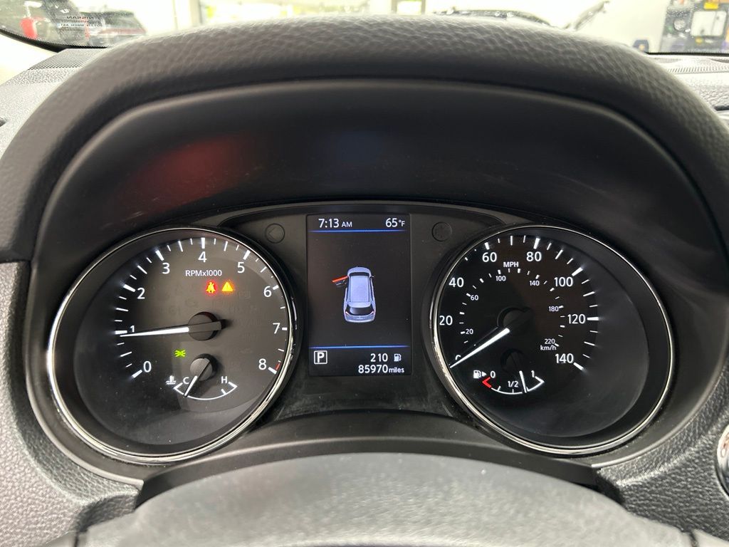 used 2019 Nissan Rogue car, priced at $17,917