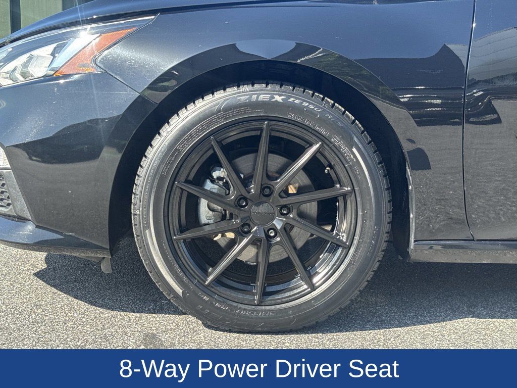 2021 Nissan Altima SV FWD