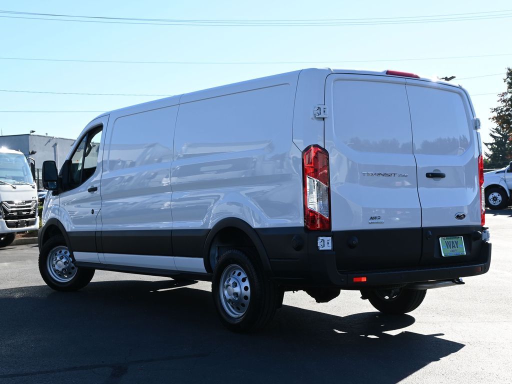2024 Ford Transit 250