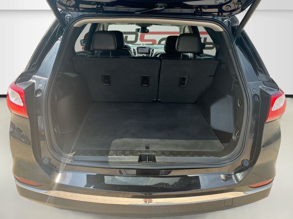 Used 2021 Black Chevrolet Premier image 27