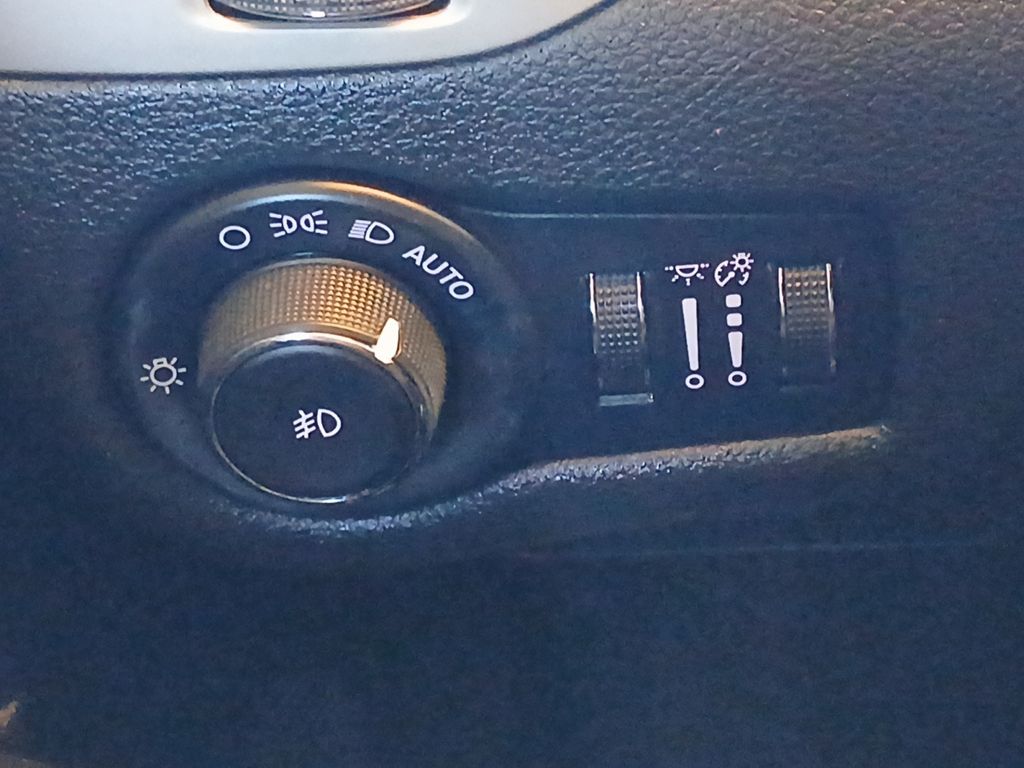 Used Car 2015 Jeep Cherokee  Limited For Sale Under $10,000 In Austin, Texas