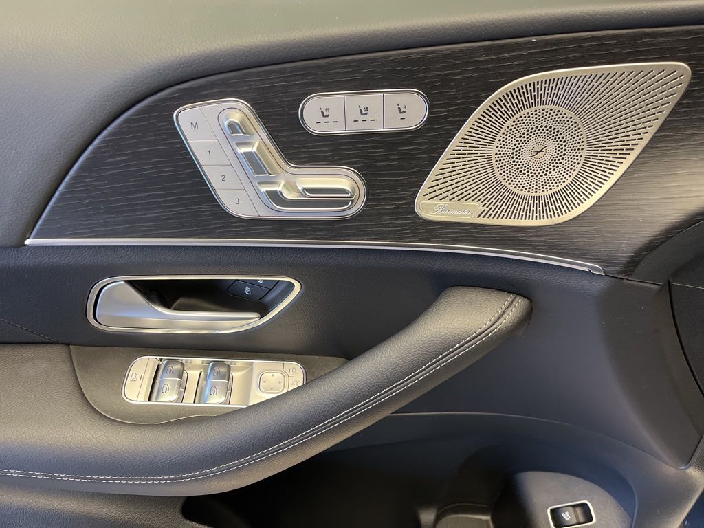 Thumbnail: 2025 Mercedes-Benz GLE - 12