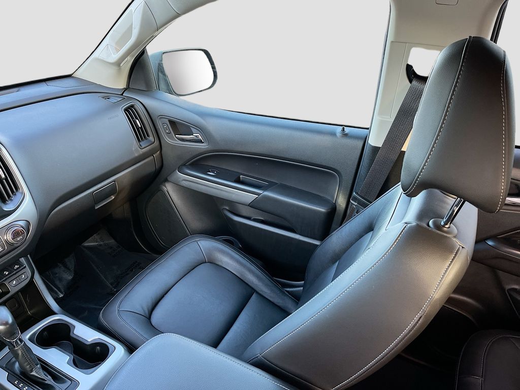 Used 2022 Black Chevrolet ZR2 image 22