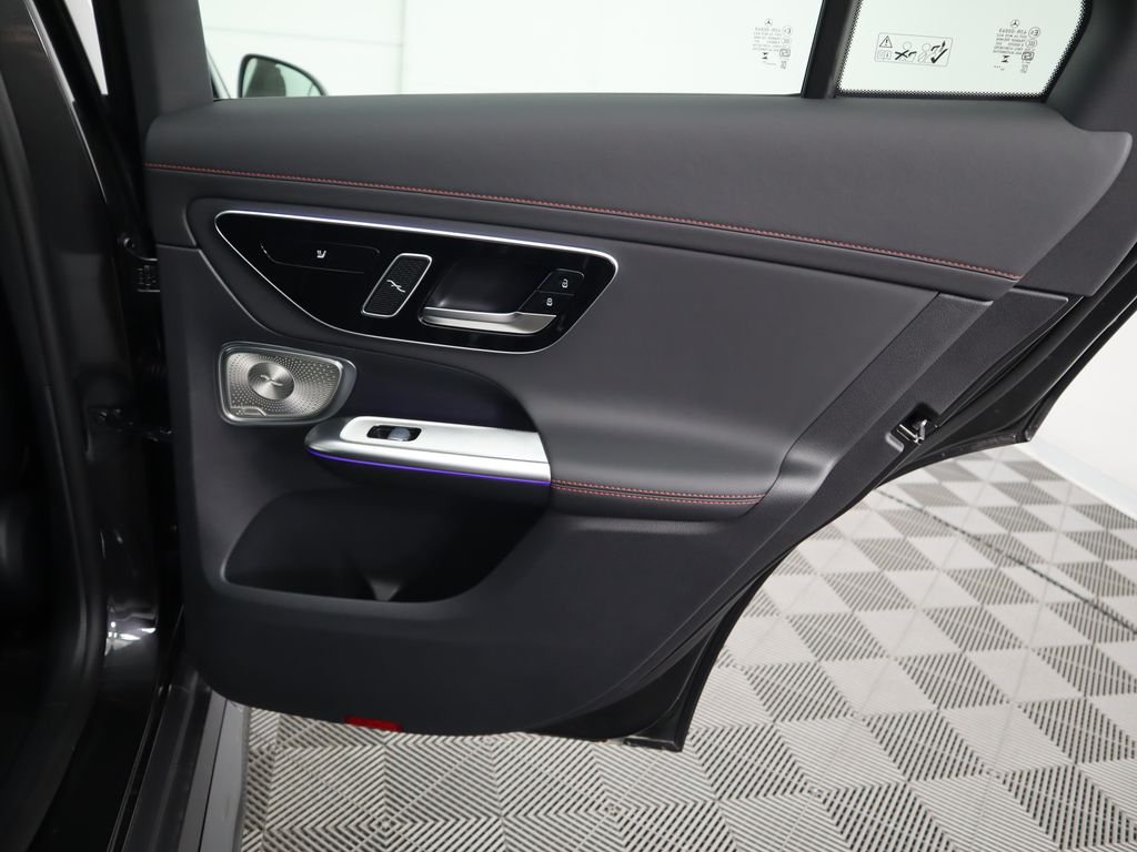 2025 Mercedes-Benz GLC 43 AMG 28