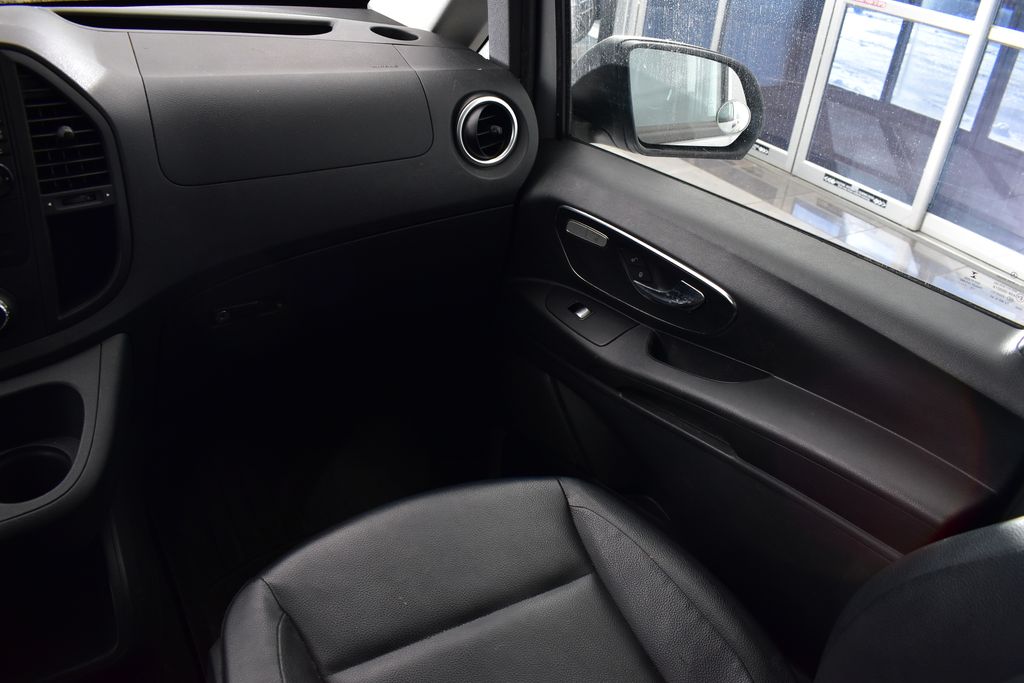 Thumbnail: 2016 Mercedes-Benz Metris - 20