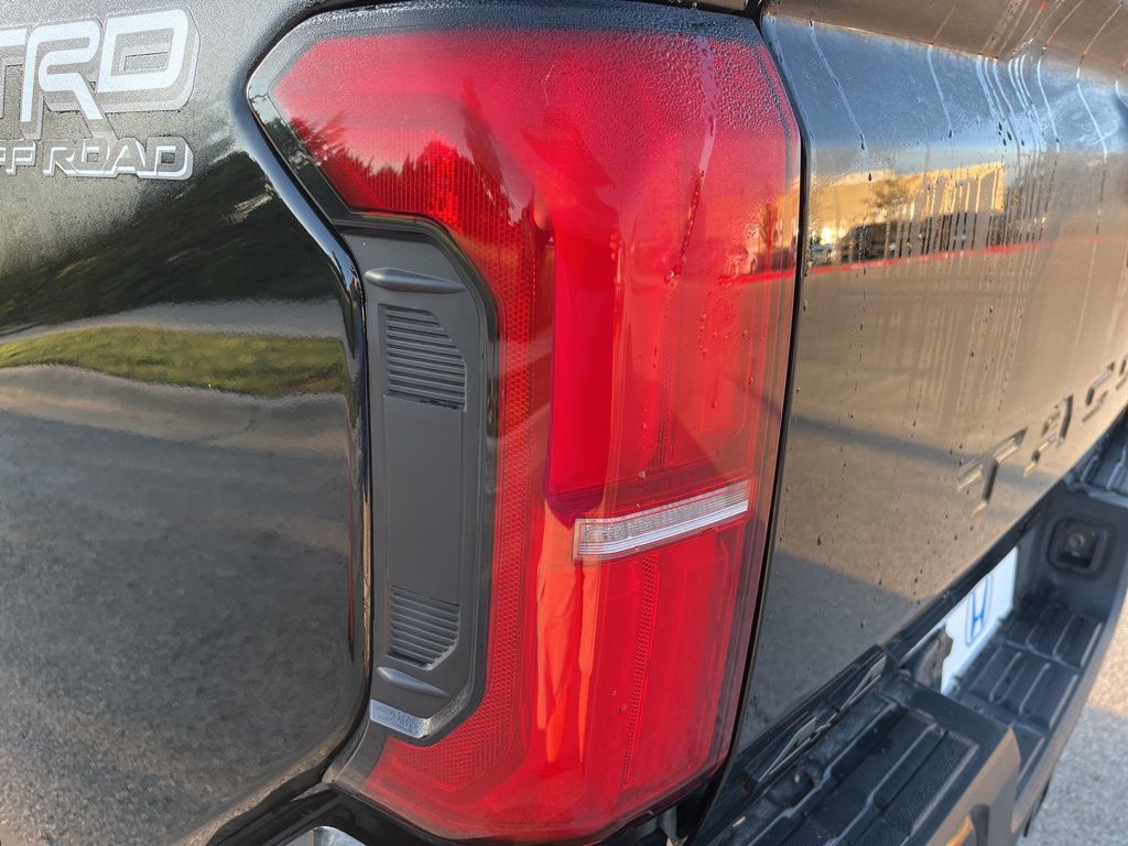 2024 Toyota Tacoma TRD Off-Road 6