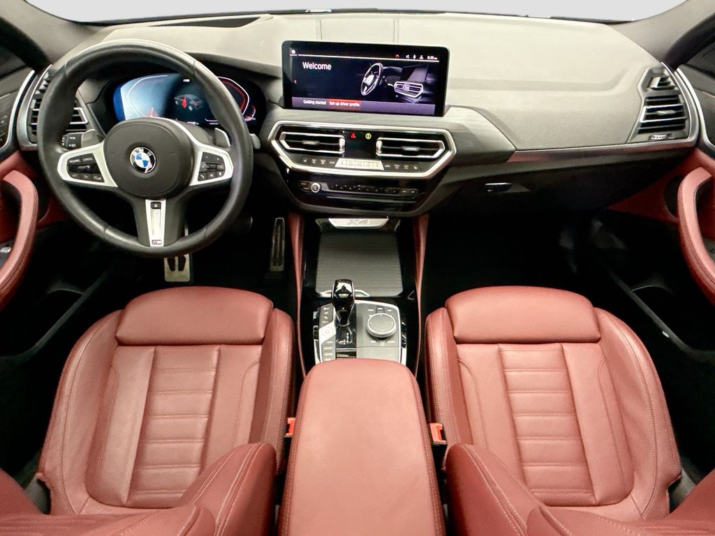 Thumbnail: 2023 BMW X4 - 13