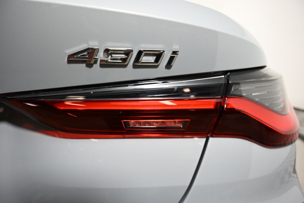 Thumbnail: 2026 BMW 4 Series - 19