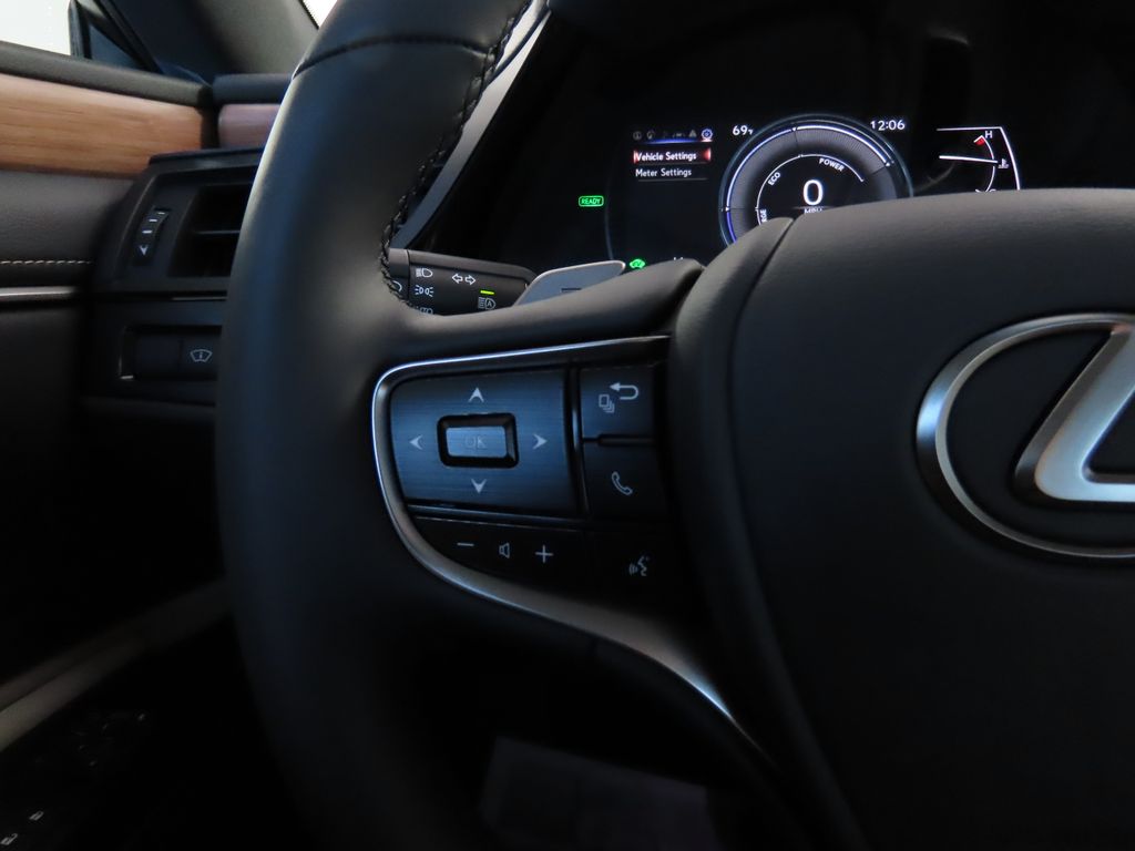 Thumbnail: 2025 Lexus ES - 11