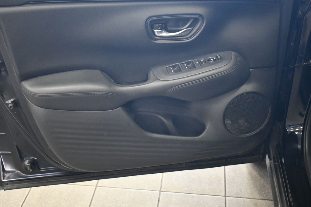 Thumbnail: 2023 Honda HR-V - 14