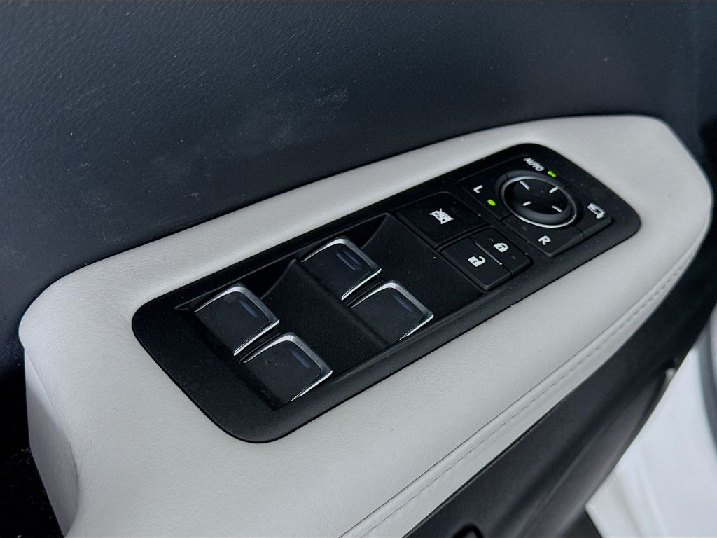 Thumbnail: 2019 Lexus RX - 18