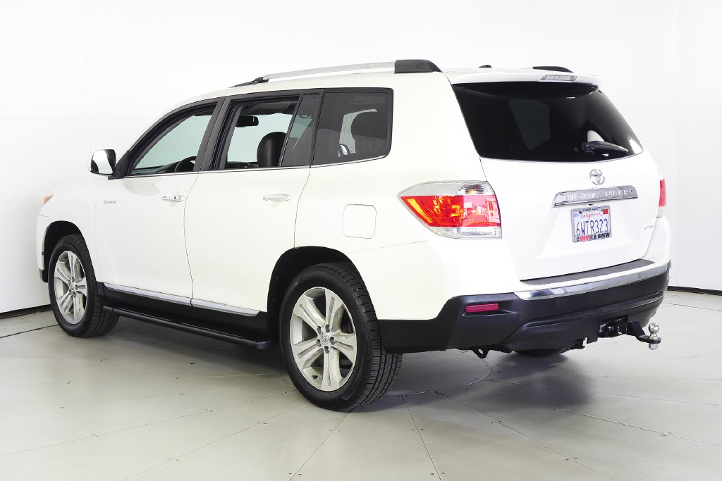 Thumbnail: 2013 Toyota Highlander - 7