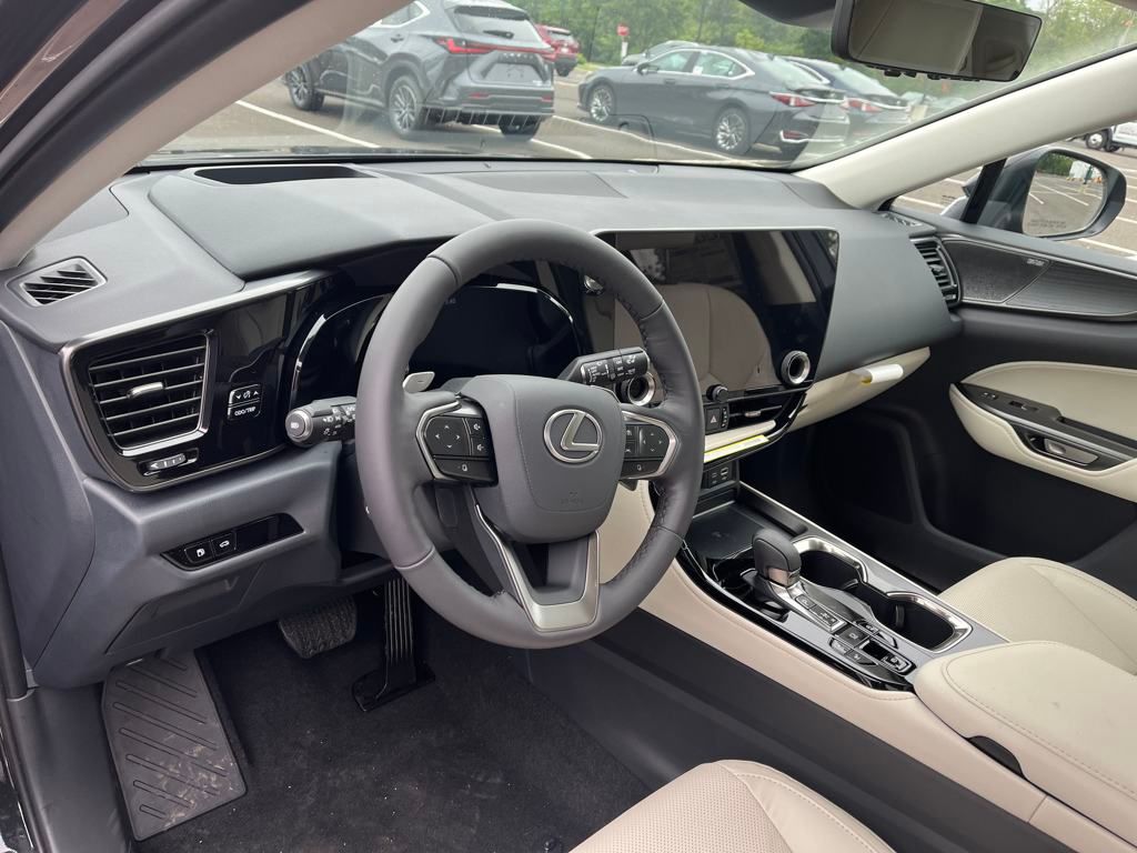 2026 Lexus NX 350 Luxury AWD photo 7