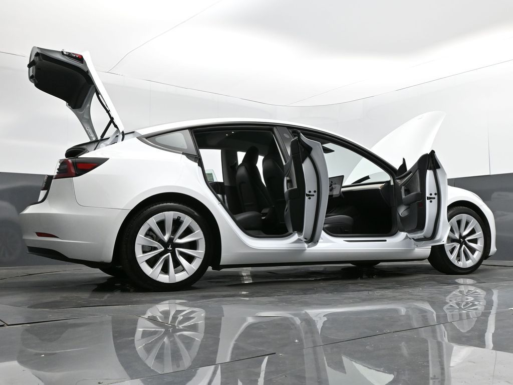 2023 Tesla Model 3 Base