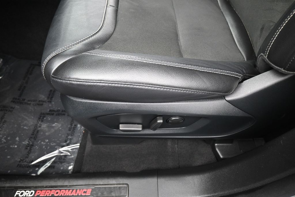 2023 Ford Explorer ST - Photo 15