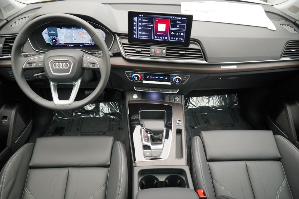 2024 Audi Q5  10