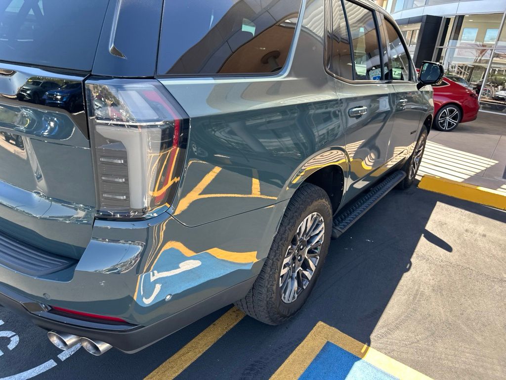Thumbnail: 2025 Chevrolet Tahoe - 4