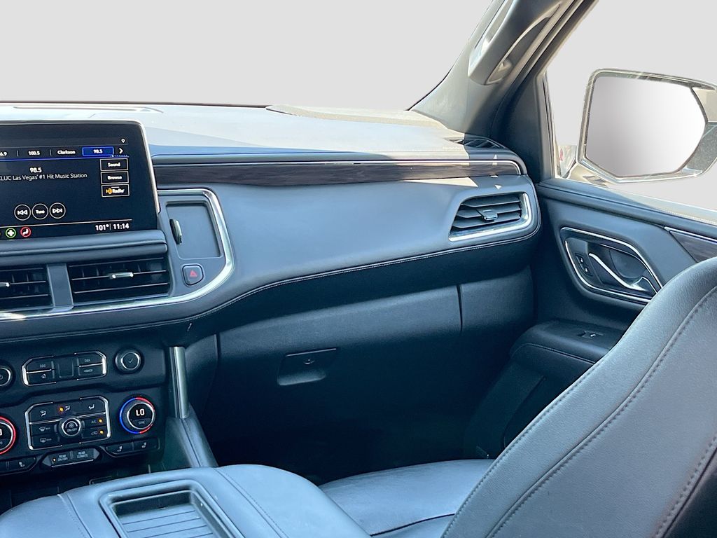 Used 2021 Beige Chevrolet Z71 image 24