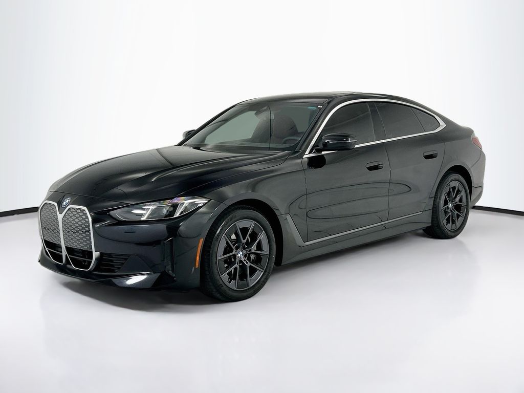 Thumbnail: 2025 BMW i4 - 1