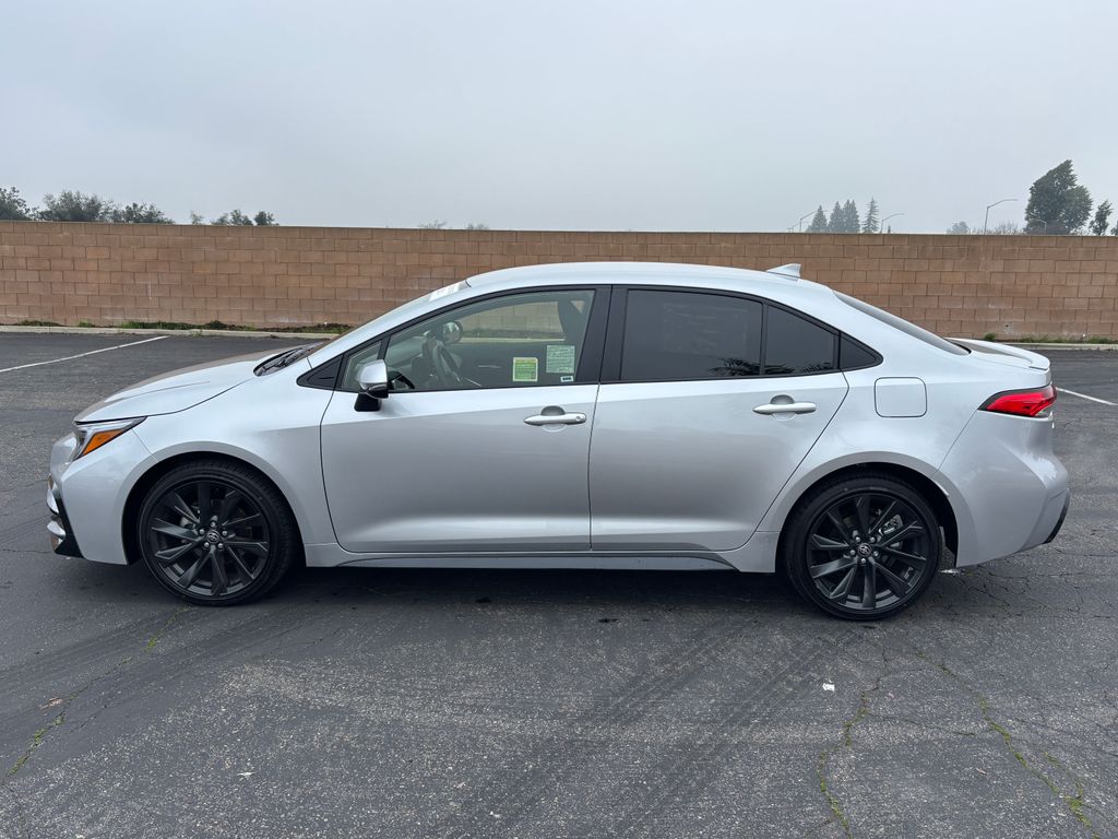 Thumbnail: 2025 Toyota Corolla - 8