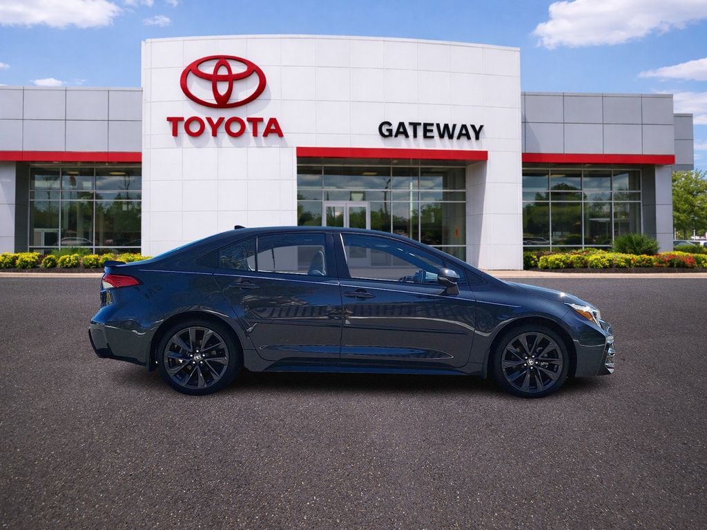 Thumbnail: 2023 Toyota Corolla - 4